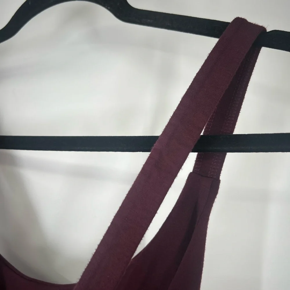 Imbodhi Bodhi Jumper in Burgundy - Picture 9 of 10